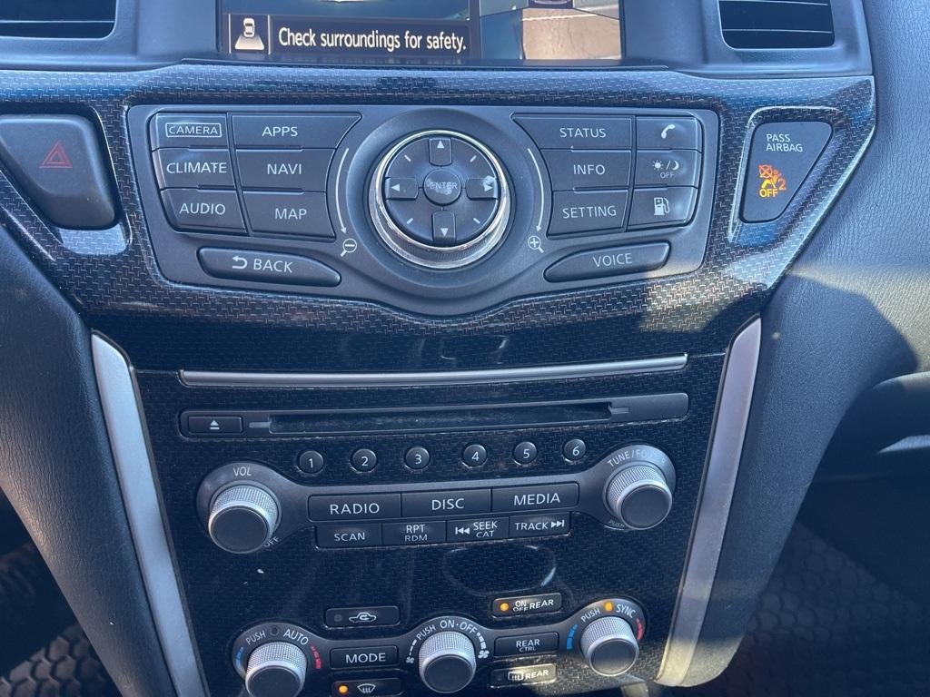 2020 Nissan Pathfinder SL