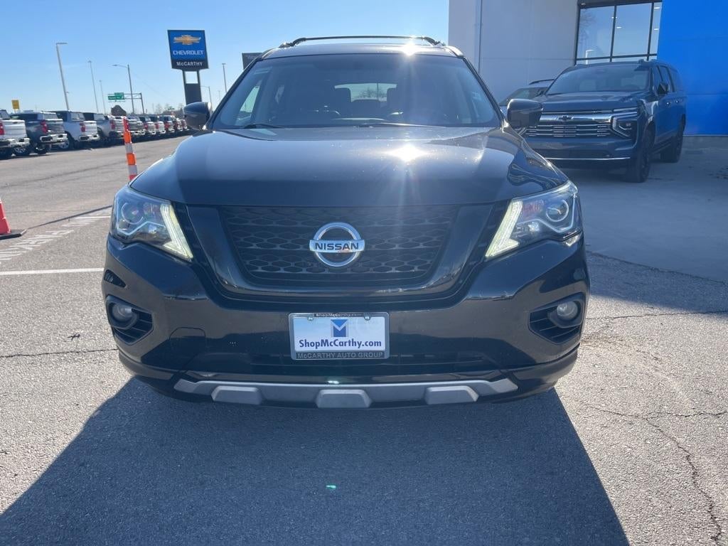 2020 Nissan Pathfinder SL