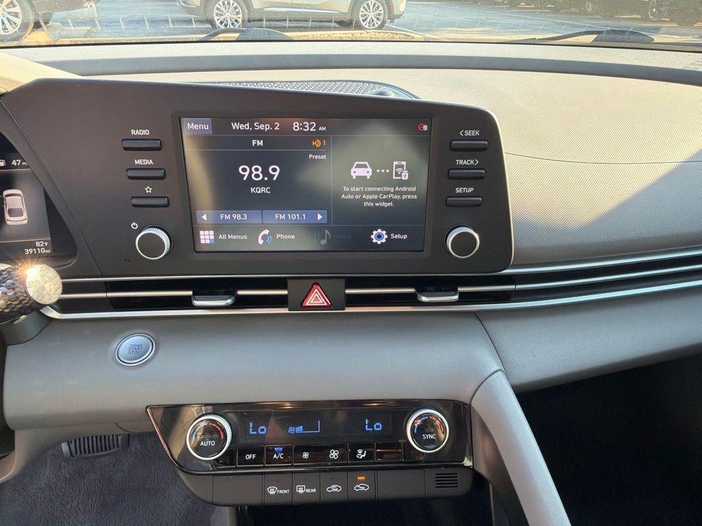 2022 Hyundai Elantra SEL