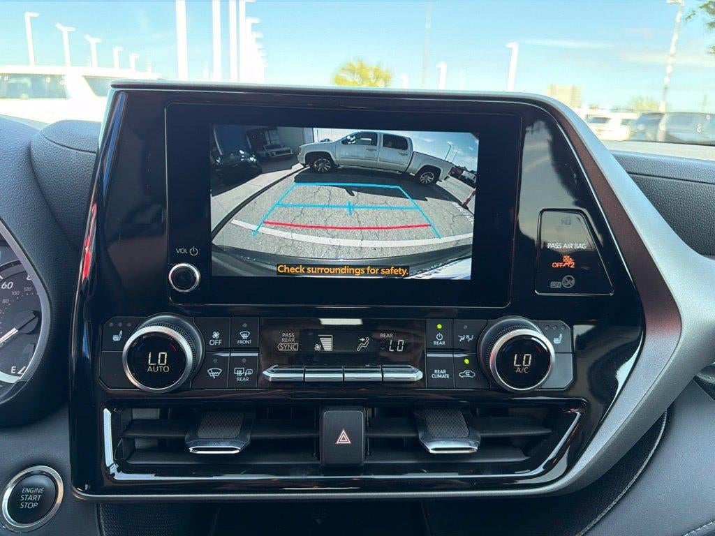 2025 Toyota Highlander XLE