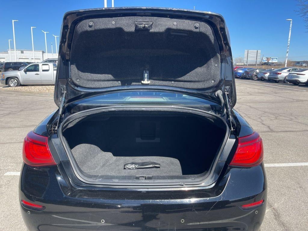 2018 INFINITI Q70 3.7X