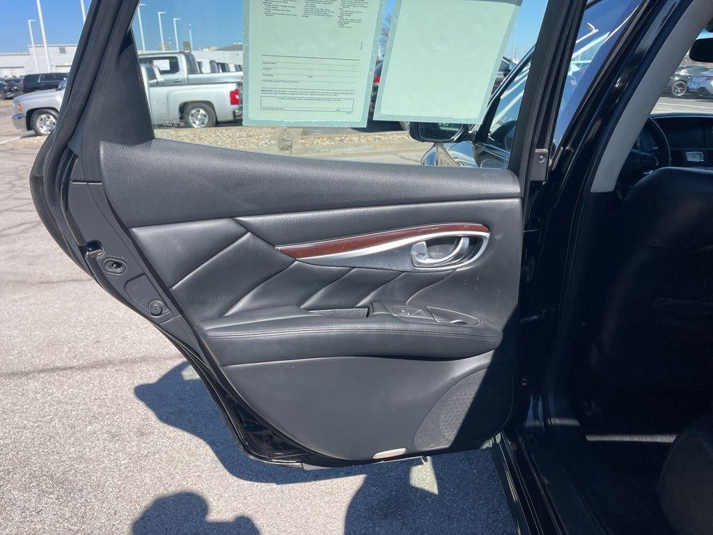 2018 INFINITI Q70 3.7X