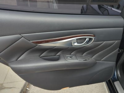 2016 INFINITI Q70L 3.7X