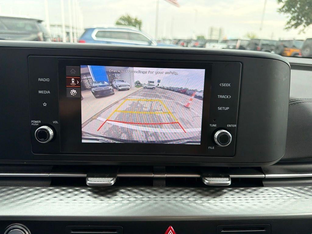 2024 Kia Carnival LX Seat Package