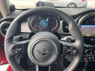 2024 MINI Hardtop 2 Door Iconic