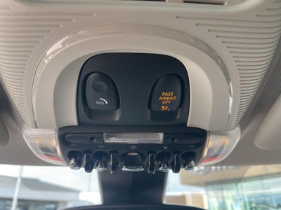 2024 MINI Hardtop 2 Door Iconic