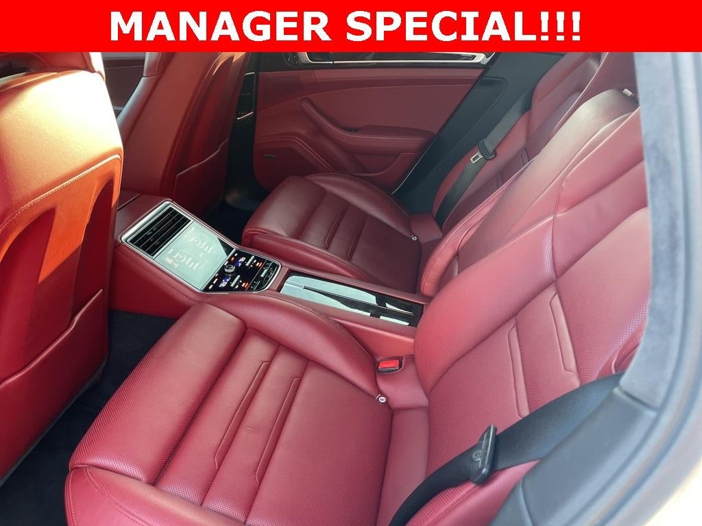 2018 Porsche Panamera Turbo
