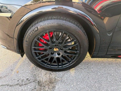2016 Porsche Cayenne GTS