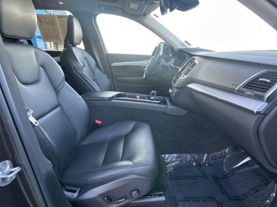 2023 Volvo XC90 B5 Core