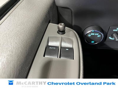 2025 Chevrolet Express Passenger 1LT