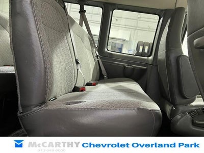 2025 Chevrolet Express Passenger 1LT