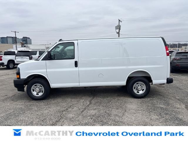 2025 Chevrolet Express Cargo 3500 Base