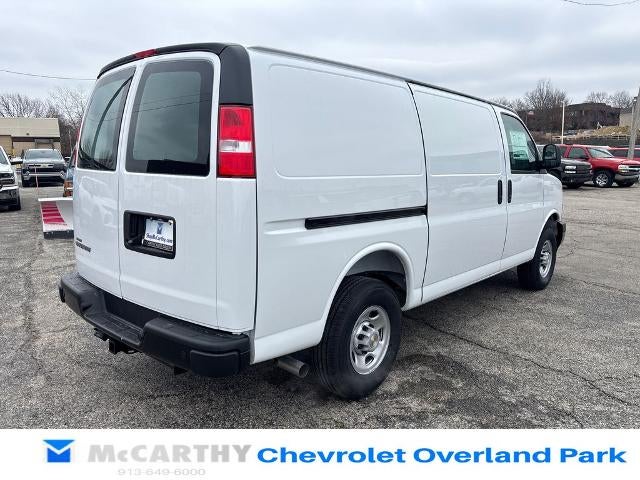 2025 Chevrolet Express Cargo 3500 Base