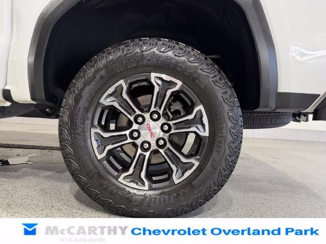 2023 GMC Canyon 4WD AT4