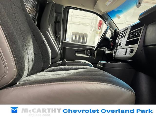 2024 GMC Savana Cargo 2500 Base