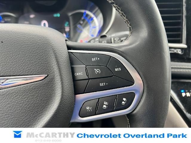 2022 Chrysler Pacifica Hybrid Touring L