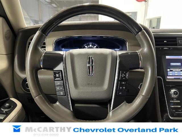 2015 Lincoln Navigator L Base