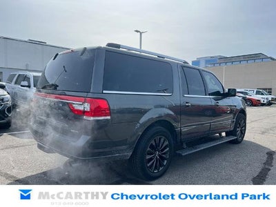2015 Lincoln Navigator L Base