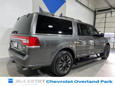 2015 Lincoln Navigator L Base