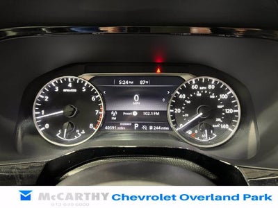 2025 Nissan Pathfinder SV