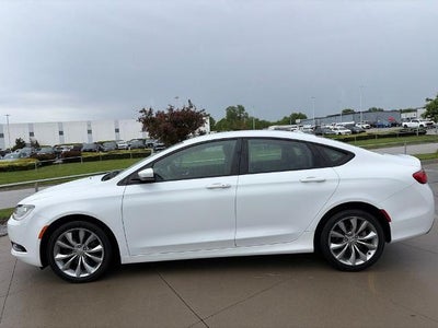 2016 Chrysler 200 S