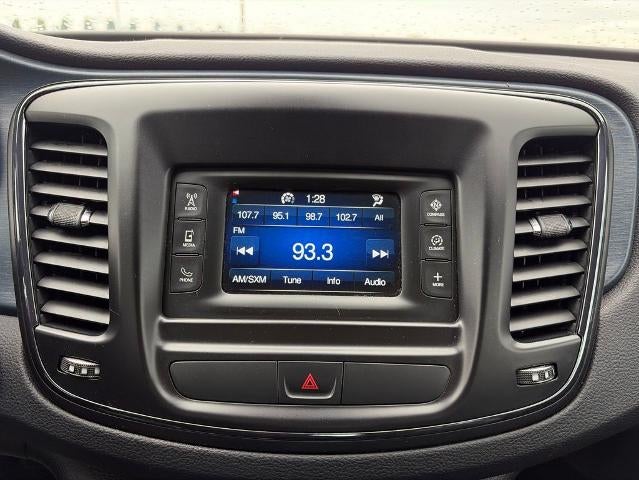 2016 Chrysler 200 S