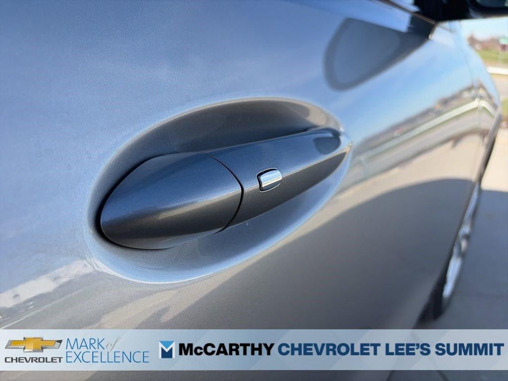 2027 Chevrolet Bolt FWD 4dr LT