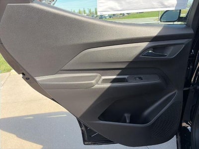 2027 Chevrolet Bolt FWD 4dr LT