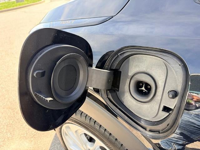 2027 Chevrolet Bolt FWD 4dr LT