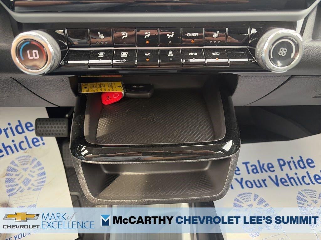 2027 Chevrolet Bolt FWD 4dr LT