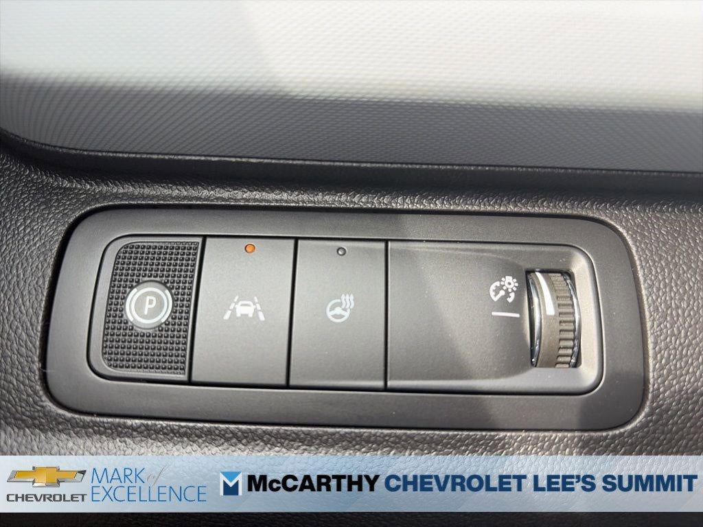 2027 Chevrolet Bolt FWD 4dr LT