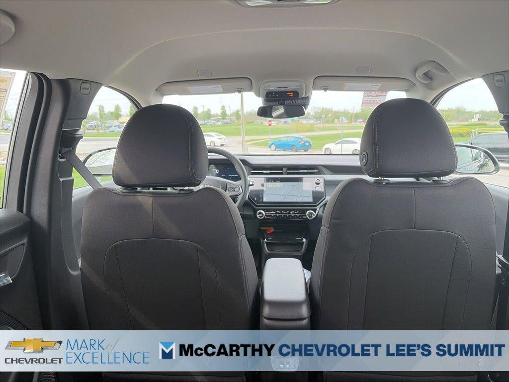 2027 Chevrolet Bolt FWD 4dr LT