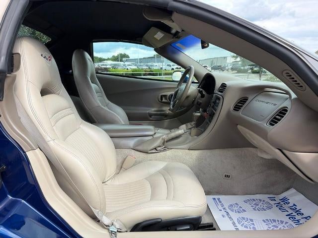 2004 Chevrolet Corvette Base