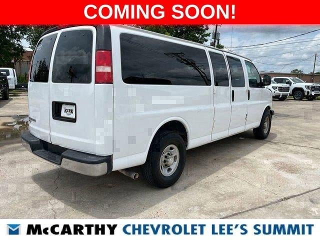 2017 Chevrolet Express Passenger 3500 LT