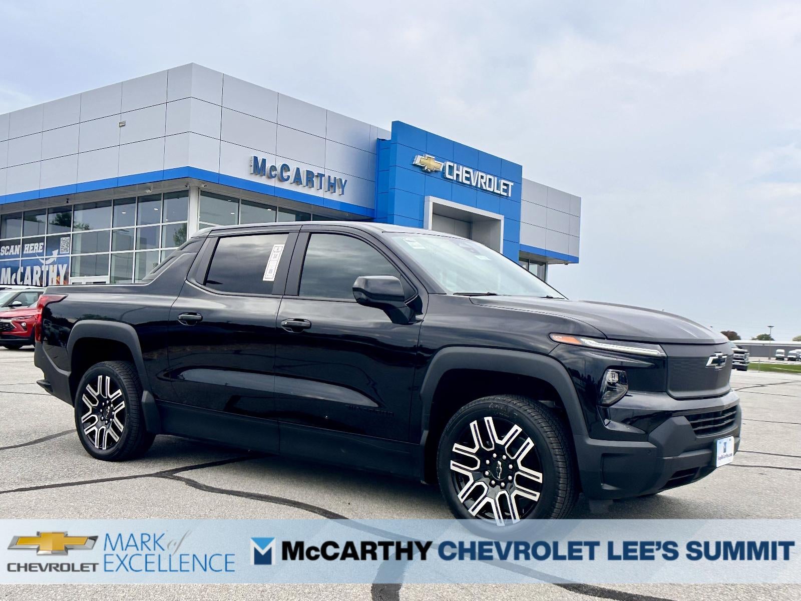 2026 Chevrolet Silverado EV e4WD Crew Cab Standard Range Work Truck