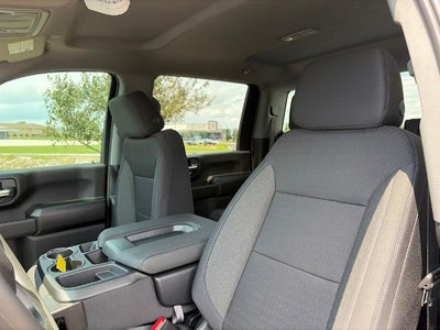 2026 Chevrolet Silverado 2500 HD Crew Cab Standard Box 4-Wheel Drive Custom