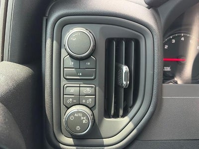 2026 Chevrolet Silverado 2500 HD Crew Cab Standard Box 4-Wheel Drive Custom