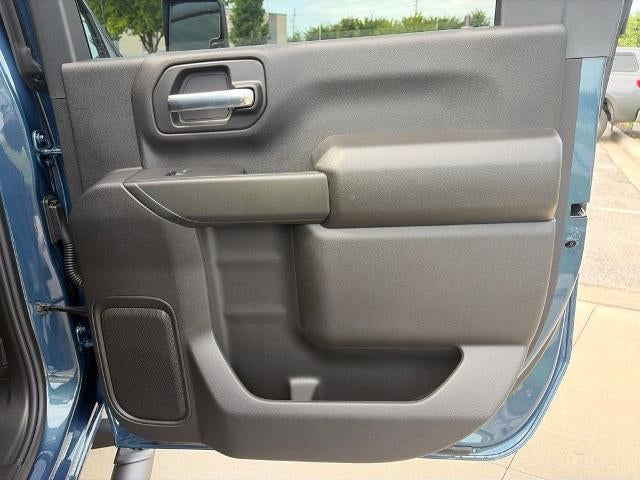 2026 Chevrolet Silverado 2500 HD Crew Cab Standard Box 4-Wheel Drive Custom