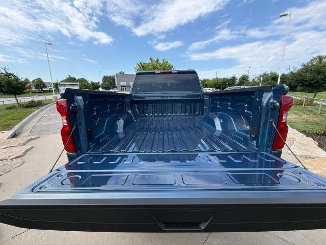2026 Chevrolet Silverado 2500 HD Crew Cab Standard Box 4-Wheel Drive Custom