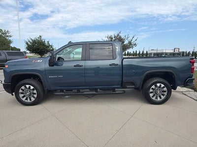 2026 Chevrolet Silverado 2500 HD Crew Cab Standard Box 4-Wheel Drive Custom