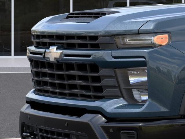 2026 Chevrolet Silverado 2500 HD Crew Cab Standard Box 4-Wheel Drive Custom
