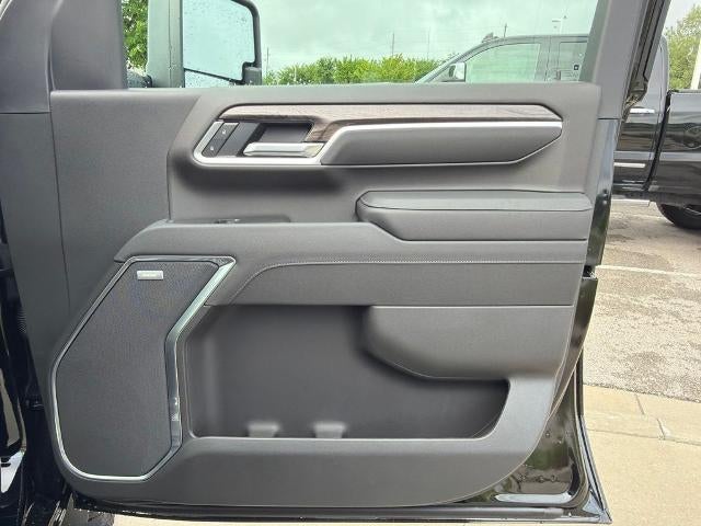 2026 Chevrolet Silverado 2500 HD Crew Cab Standard Box 4-Wheel Drive LTZ