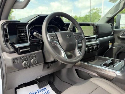 2026 Chevrolet Silverado 2500 HD Crew Cab Standard Box 4-Wheel Drive LTZ