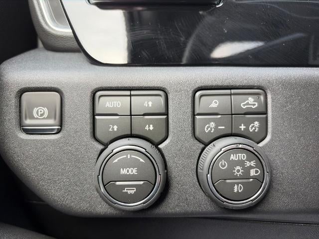2026 Chevrolet Silverado 2500 HD Crew Cab Standard Box 4-Wheel Drive LTZ