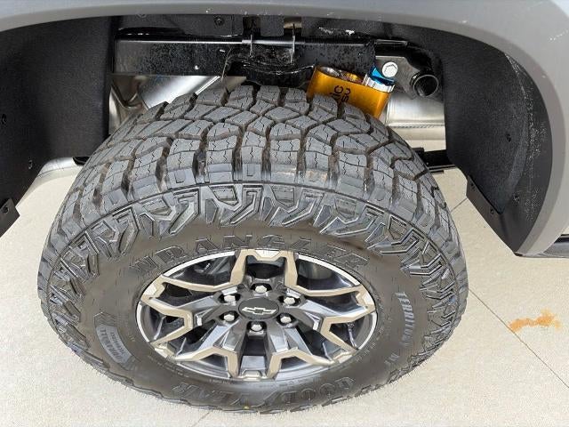 2026 Chevrolet Colorado Crew Cab Short Box 4-Wheel Drive ZR2