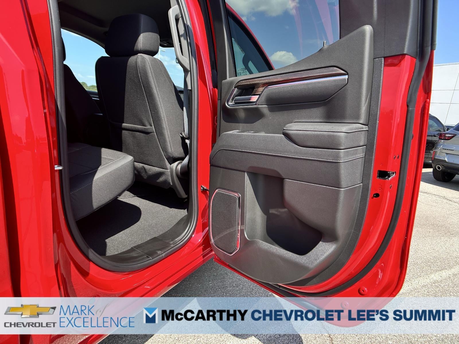 2025 Chevrolet Silverado 1500 Double Cab Standard Box 4-Wheel Drive LT 1LT