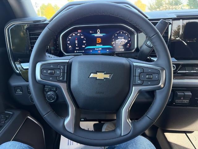 2026 Chevrolet Silverado 1500 Crew Cab Short Box 4-Wheel Drive LT 1LT