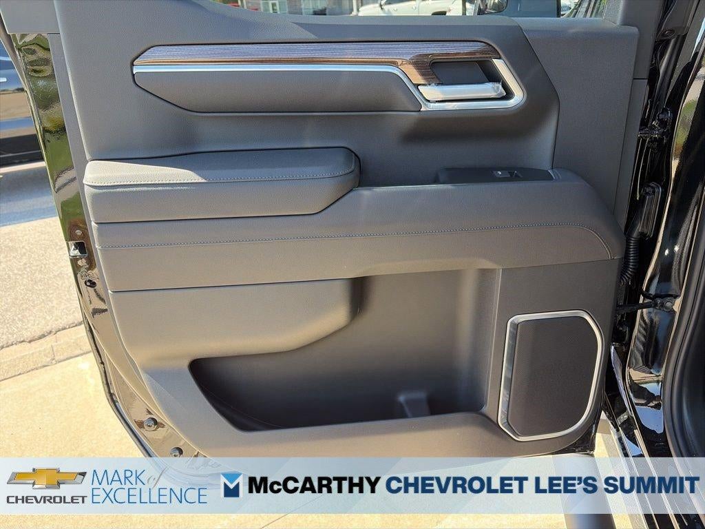 2026 Chevrolet Silverado 1500 Crew Cab Short Box 4-Wheel Drive RST