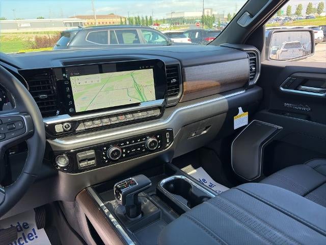 2026 Chevrolet Silverado 1500 Crew Cab Short Box 4-Wheel Drive High Country