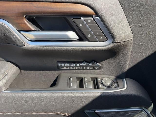 2026 Chevrolet Silverado 1500 Crew Cab Short Box 4-Wheel Drive High Country